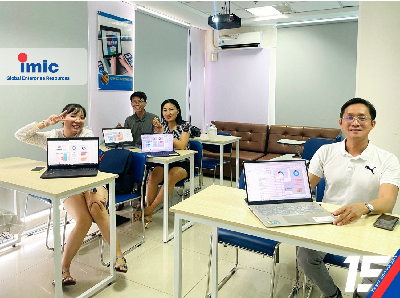 Học Power BI - Khai phá sức mạnh dữ liệu cùng IMIC Technology
